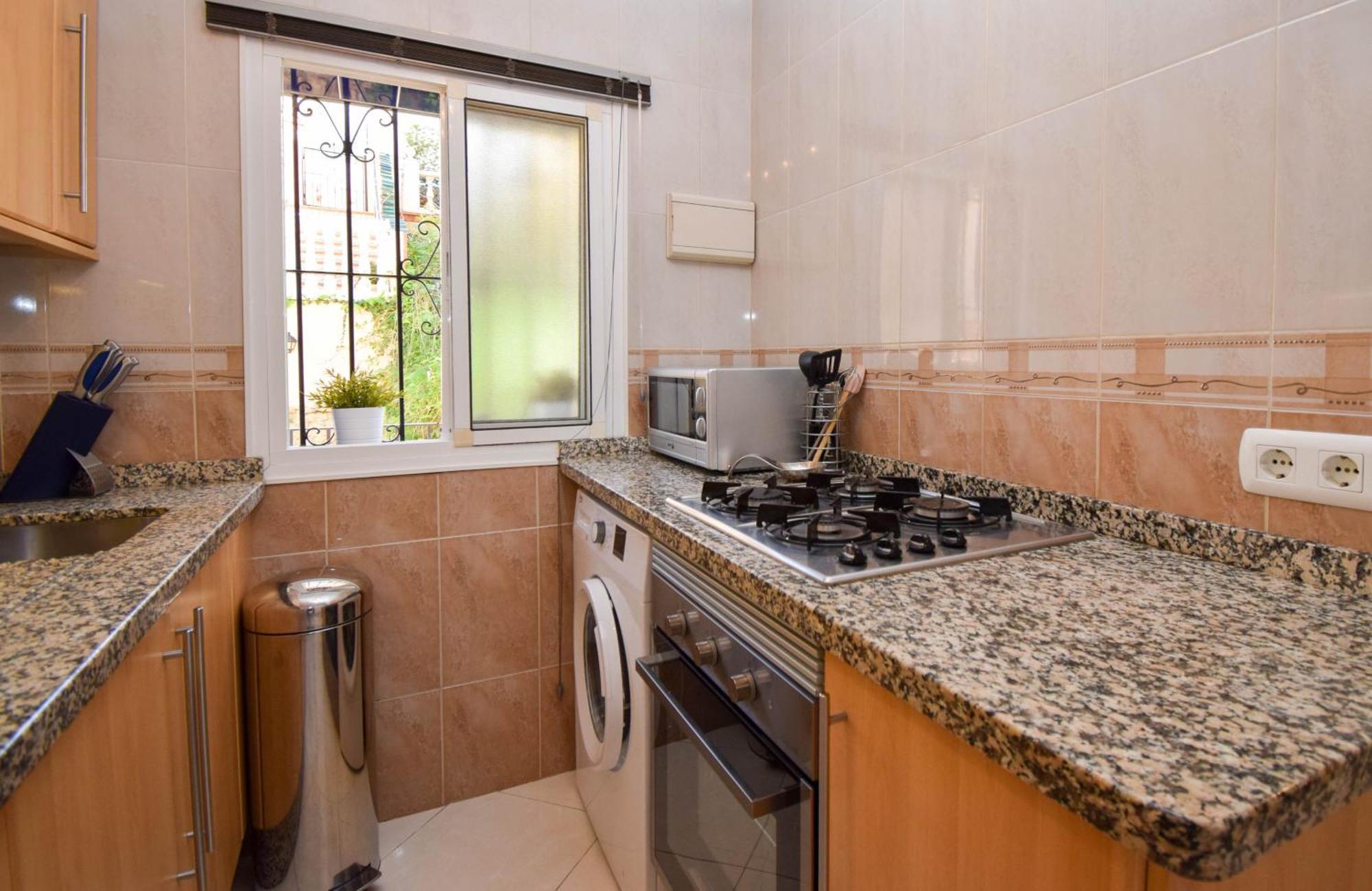 Ref 291 Con Terraza Y Piscina Cerca De La Playa * Benalmádena