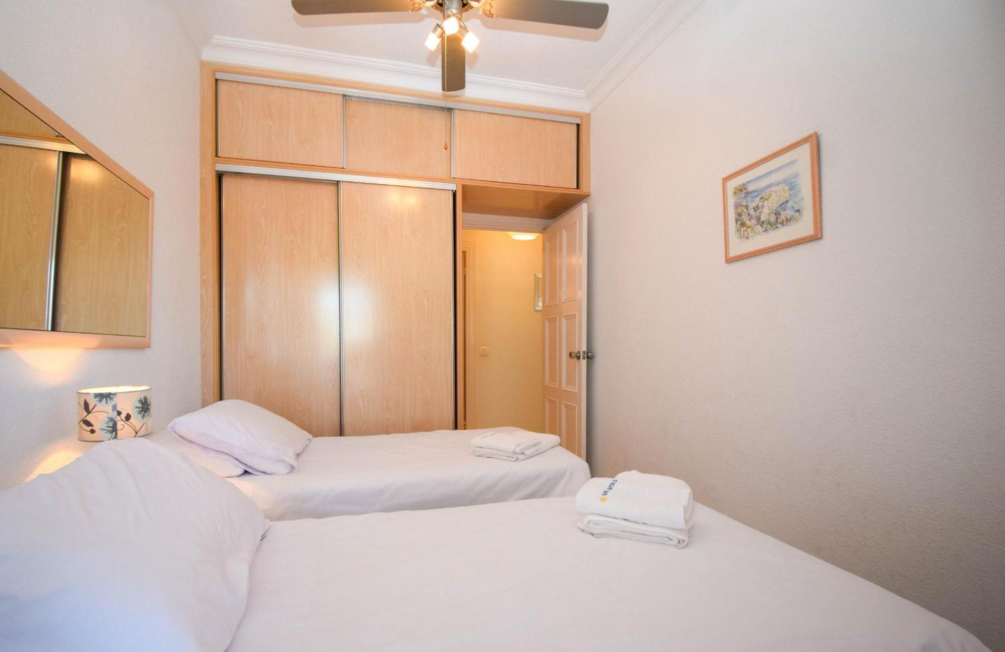 Ref 291 Con Terraza Y Piscina Cerca De La Playa Appartement